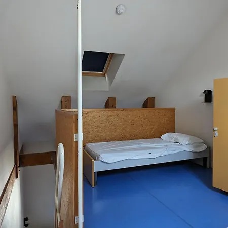 Hi Vandrerhjem *